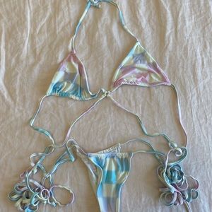 ALO YOGA X FRANKIE’S BIKINIS  checkered bikini set